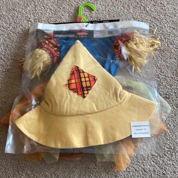 NWT 2T Scarecrow Sweetie 2 piece outfit. - Picture 3 of 4